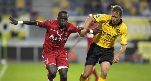 场中超联赛 场中超联赛